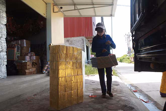 'Vang thoi' e am, chat day kho, ca lang song trong lo lang-Hinh-9