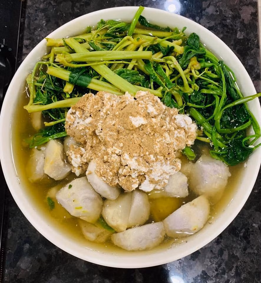 La Thanh Huyen nhan duoc nghin luot thich voi nhung bat canh-Hinh-2