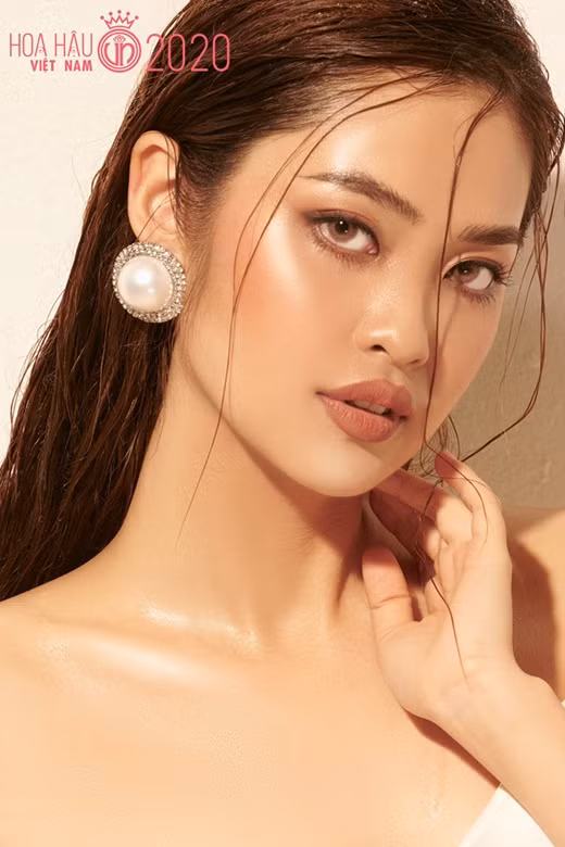 Thi sinh Hoa hau Viet Nam 2020 nhan sac khien dan tinh 