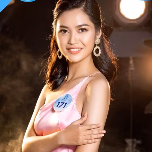 Thi sinh Hoa hau Viet Nam 2020 nhan sac khien dan tinh 