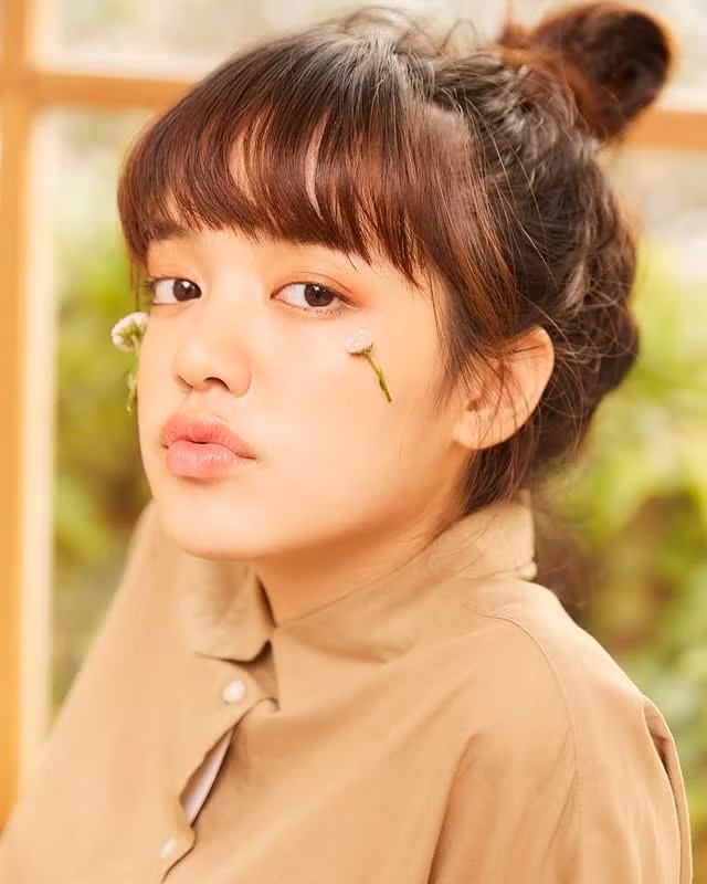 Nu blogger co nhan sac giong het ca si Lisa nhom BlackPink-Hinh-4
