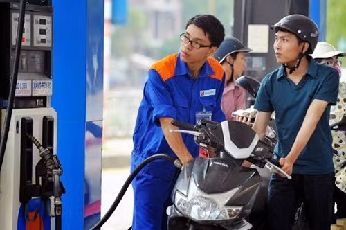 Bí quyết đi xe ga ít tốn xăng, giảm hẳn chi phí hàng tháng - Hình 2 Bi quyet di xe ga it ton xang, giam han chi phi hang thang-Hinh-2