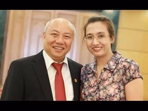 Những gương mặt có tiếng một thời trên VTV bây giờ ra sao? - Hình 2 Nhung guong mat co tieng mot thoi tren VTV bay gio ra sao?-Hinh-2