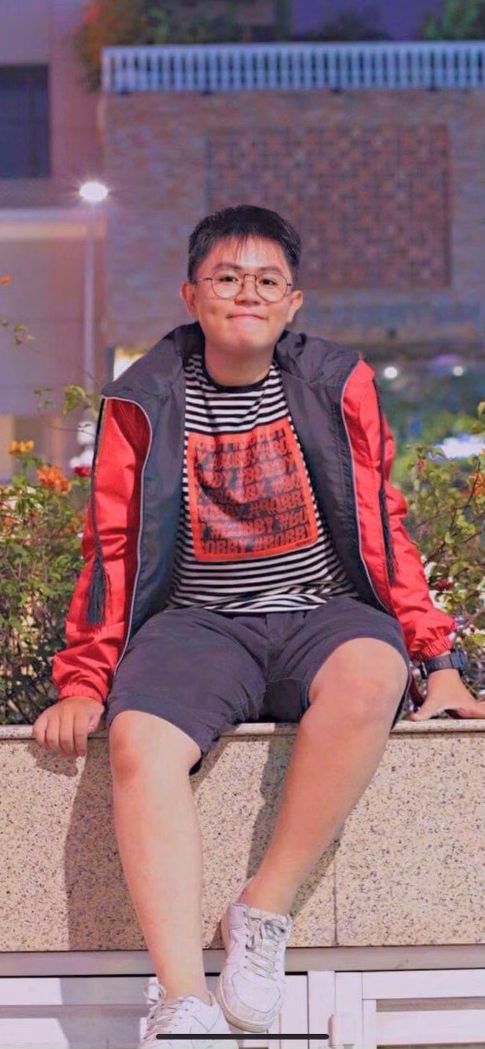 TikToker lot xac thanh cong vi uoc mo tro thanh tiep vien hang khong