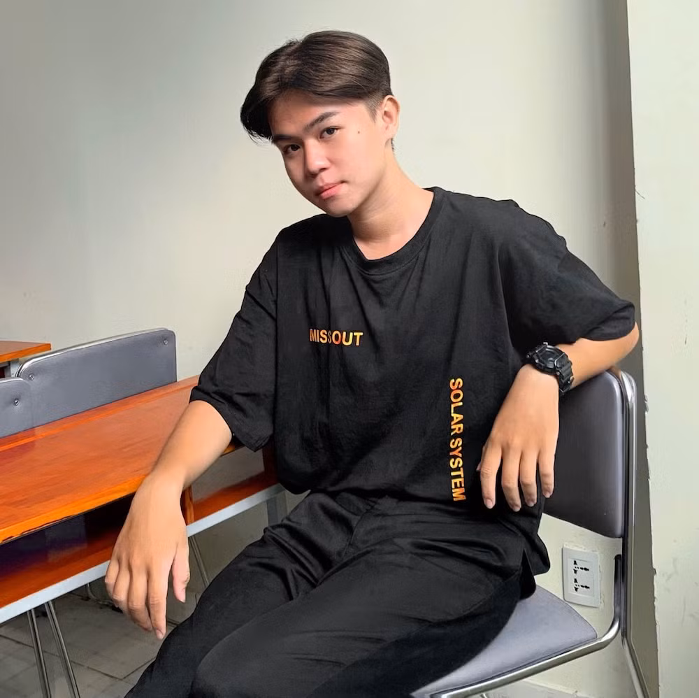 TikToker lot xac thanh cong vi uoc mo tro thanh tiep vien hang khong-Hinh-5