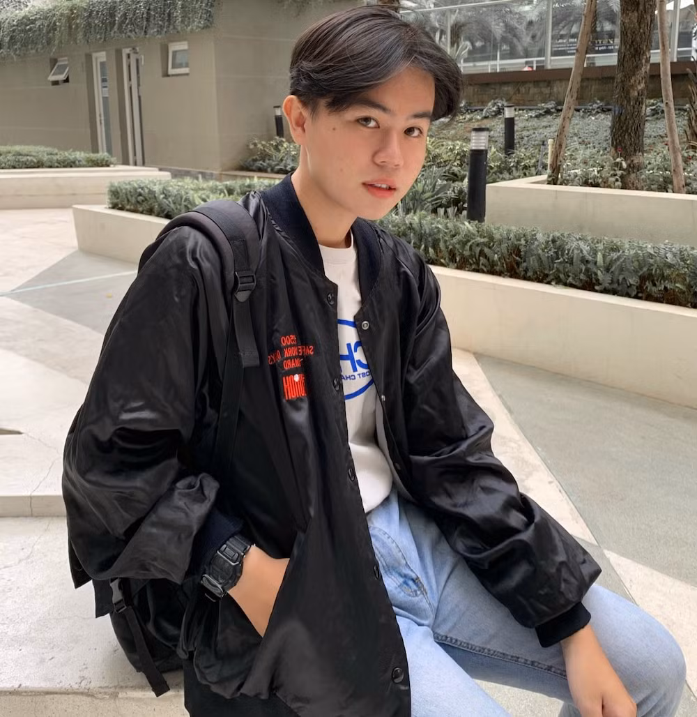 TikToker lot xac thanh cong vi uoc mo tro thanh tiep vien hang khong-Hinh-2