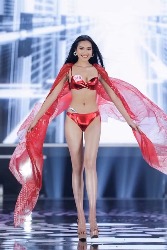 Man do sac giua tinh cu Doan Van Hau va ban gai tin don-Hinh-13