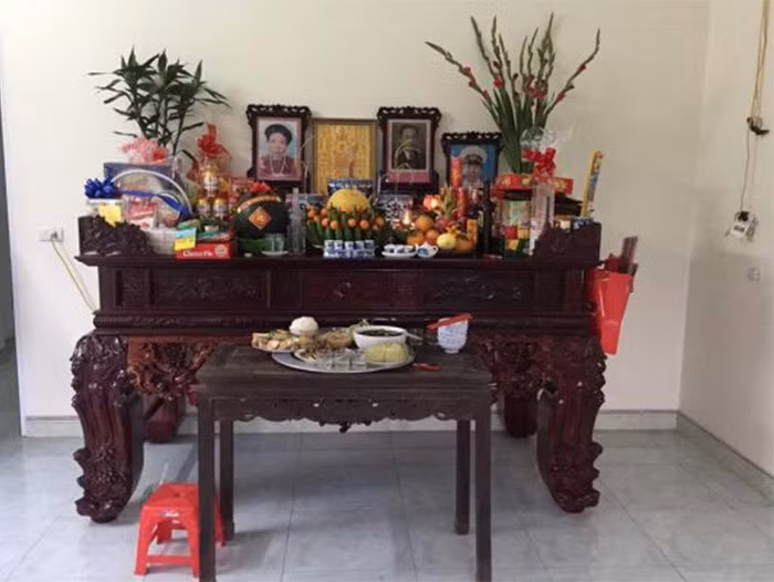 Ảnh thờ có 4 dấu hiệu bất thường: Gia chủ cẩn trọng tai ương ảnh 1