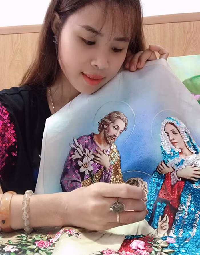 Von 3 trieu dong, nu y ta thuc dem kiem them 10 trieu/thang