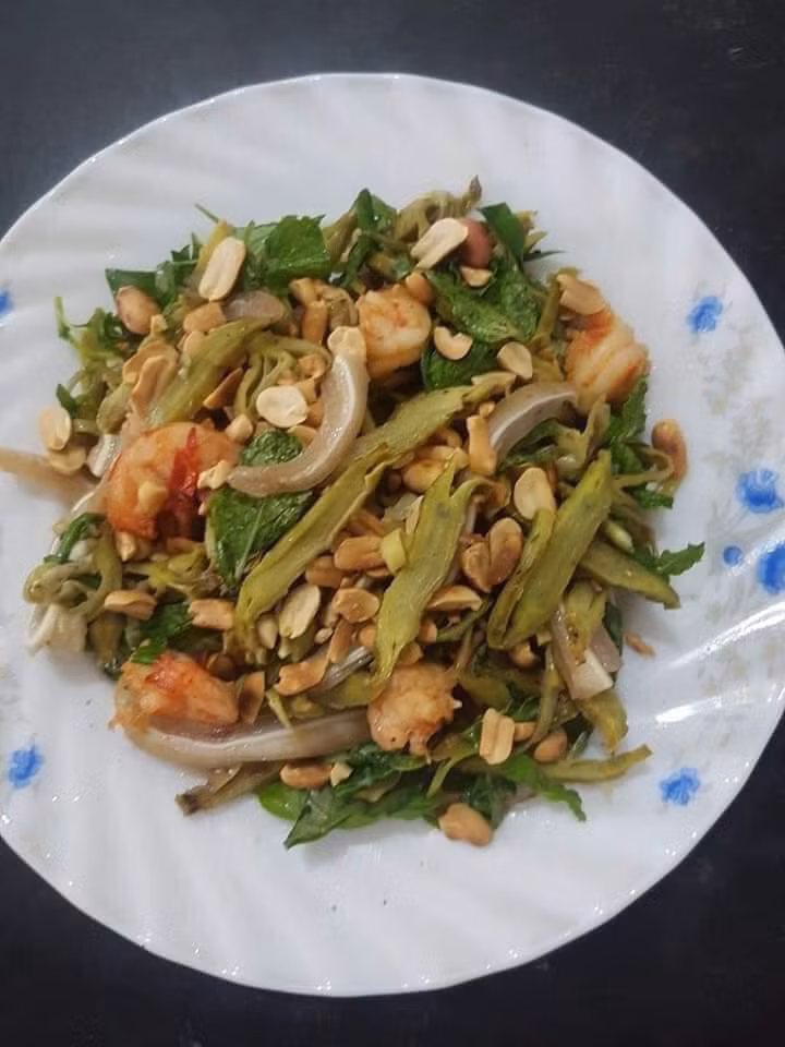 Thứ quả dại trên rừng vào mùa được bán giá gần trăm ngàn/kg - Hình 3 Thu qua dai tren rung vao mua duoc ban gia gan tram ngan/kg-Hinh-3