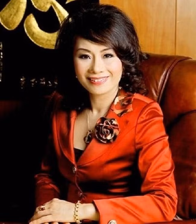 3 nu dai gia Viet bat ngo vuong vong lao ly