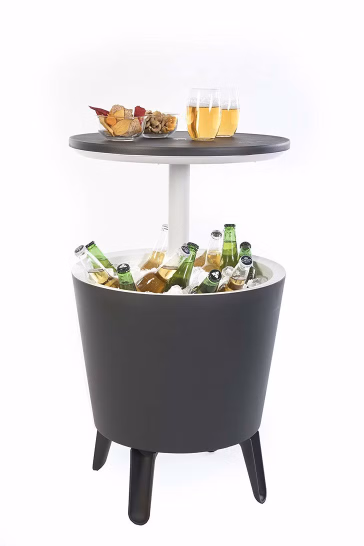 Bạn sẽ luôn có đồ uống lạnh với chiếc giá đựng đồ hay ho này.