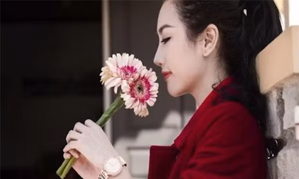 4 lời khuyên "rút ruột rút gan" của phụ nữ 50 tuổi đã ly hôn - Hình 2 4 loi khuyen