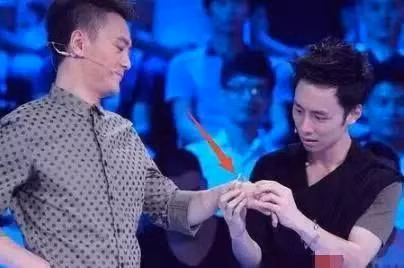Nguoi dan ong doi cho Pham Bang Bang het 18 nam la ai?-Hinh-6