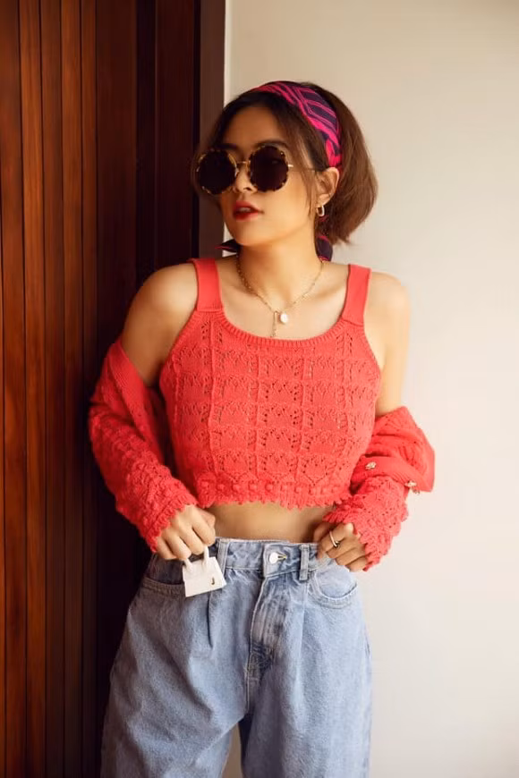 Hoang Thuy Linh chi 12 trieu mua tui be teo dung duoc khong khi