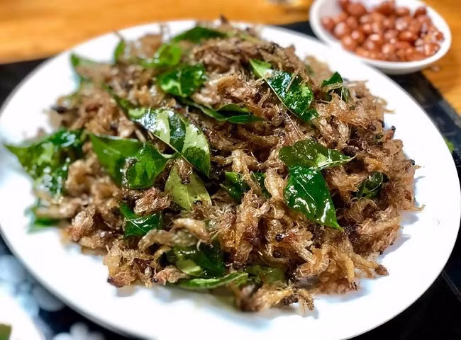 Loai con trung vat vo ngoai song duoc ban voi gia hang trieu dong/kg-Hinh-4
