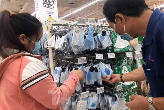 Siêu thị vải kháng khuẩn được nhiều người dân tìm mua