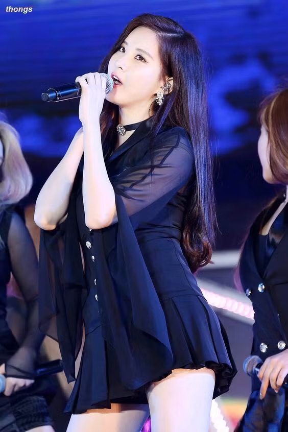 Nhung than tuong Kpop gap rac roi tren san khau vi toc gia-Hinh-7