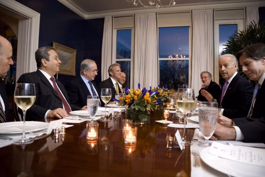 br/> (Ảnh: Washington Post) Từ năm 1977, ông Walter Mondale là phó tổng thống đầu tiên sống tại đây.Nơi đây cũng là chốn vợ chồng ông Joe Biden từng gắn bó trong suốt 8 năm khi ông đang giữ vị trí phó tổng thống (2008-2016).