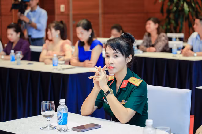 Nữ diễn viên 40 tuổi được NSƯT Quang Tèo cưng như con gái - Hình 5 Nu dien vien 40 tuoi duoc NSUT Quang Teo cung nhu con gai-Hinh-5