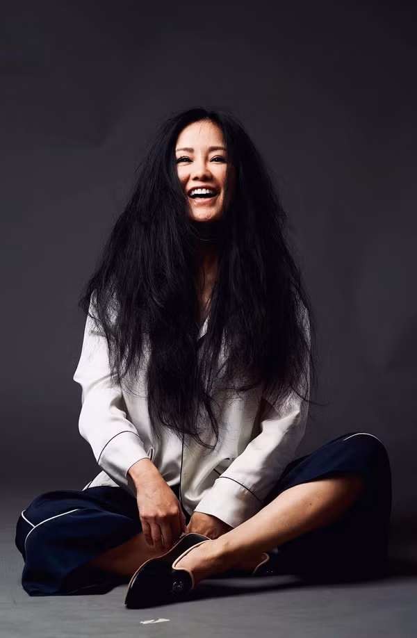 Hôn nhân trắc trở của 2 ca sĩ showbiz Việt cùng tên Hồng Nhung Hon nhan trac tro cua 2 ca si showbiz Viet cung ten Hong Nhung
