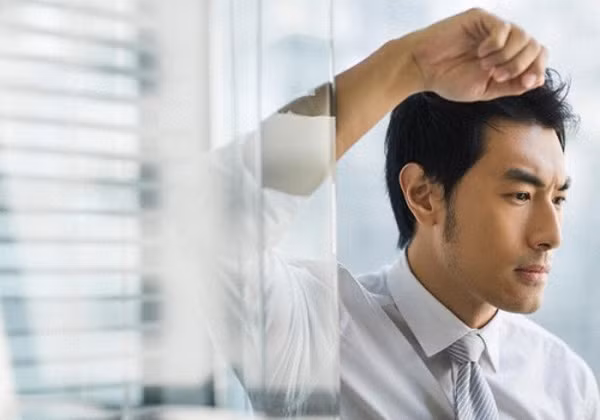Quỹ đen "khủng" của vợ khiến tôi suy nghĩ Quy den