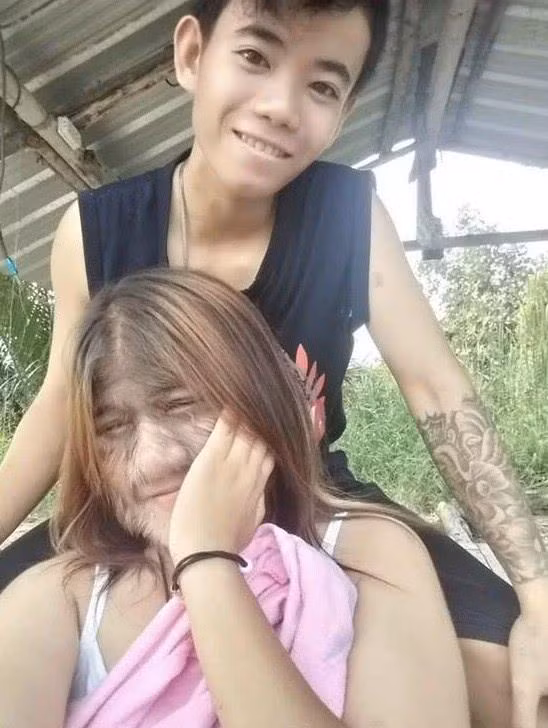 Co gai nguoi soi da huy hon, khoe ban trai moi day ngot ngao-Hinh-4