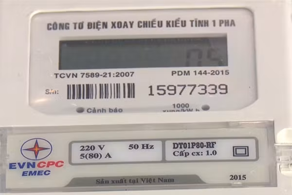 Công tơ điện tử càng thông minh, người dân càng bớt than ảnh 2