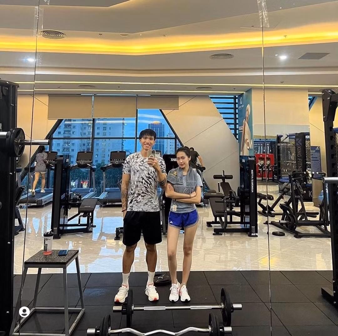 Doãn Hải My cùng bạn trai tới phòng tập những lúc cả hai cùng rảnh rỗi để nâng cao sức khỏe.