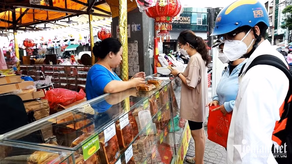 Banh trung thu vi ca 3,5 trieu dong, phai dat truoc moi lam