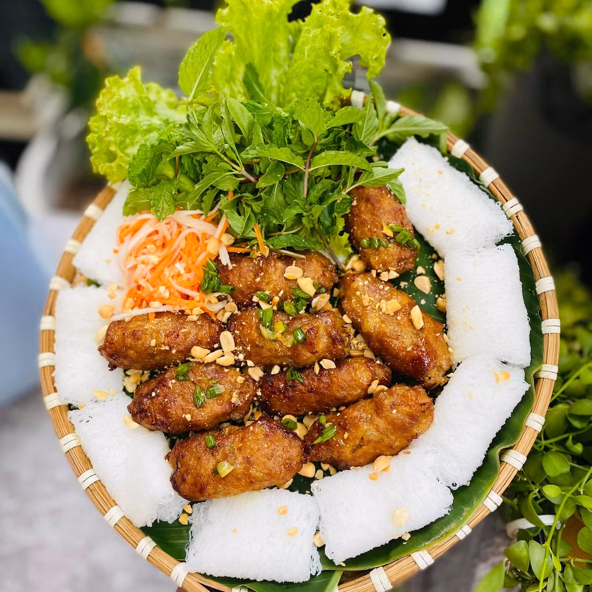 Bi quyet lam mon nem lui thom ngon tai nha