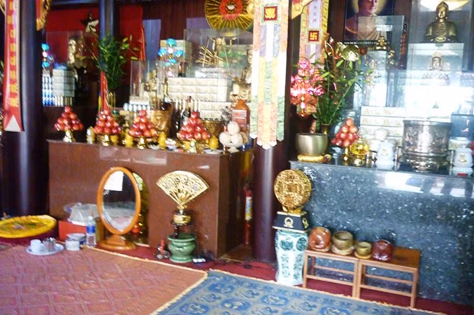 Nơi hành lễ của cô Đồng Quyến rộng gần 100 m2