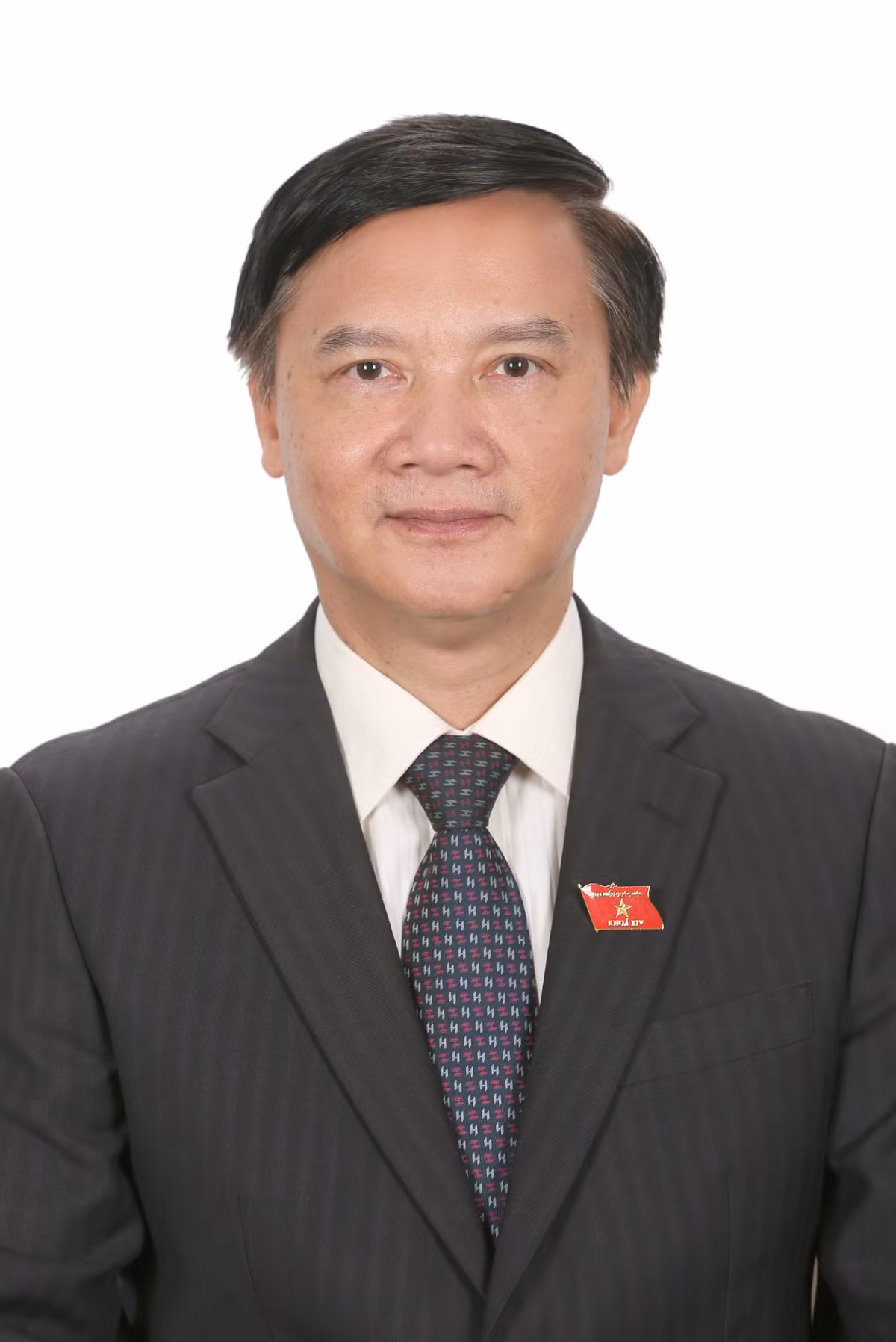 Chan dung Pho Chu tich Quoc hoi Nguyen Khac Dinh