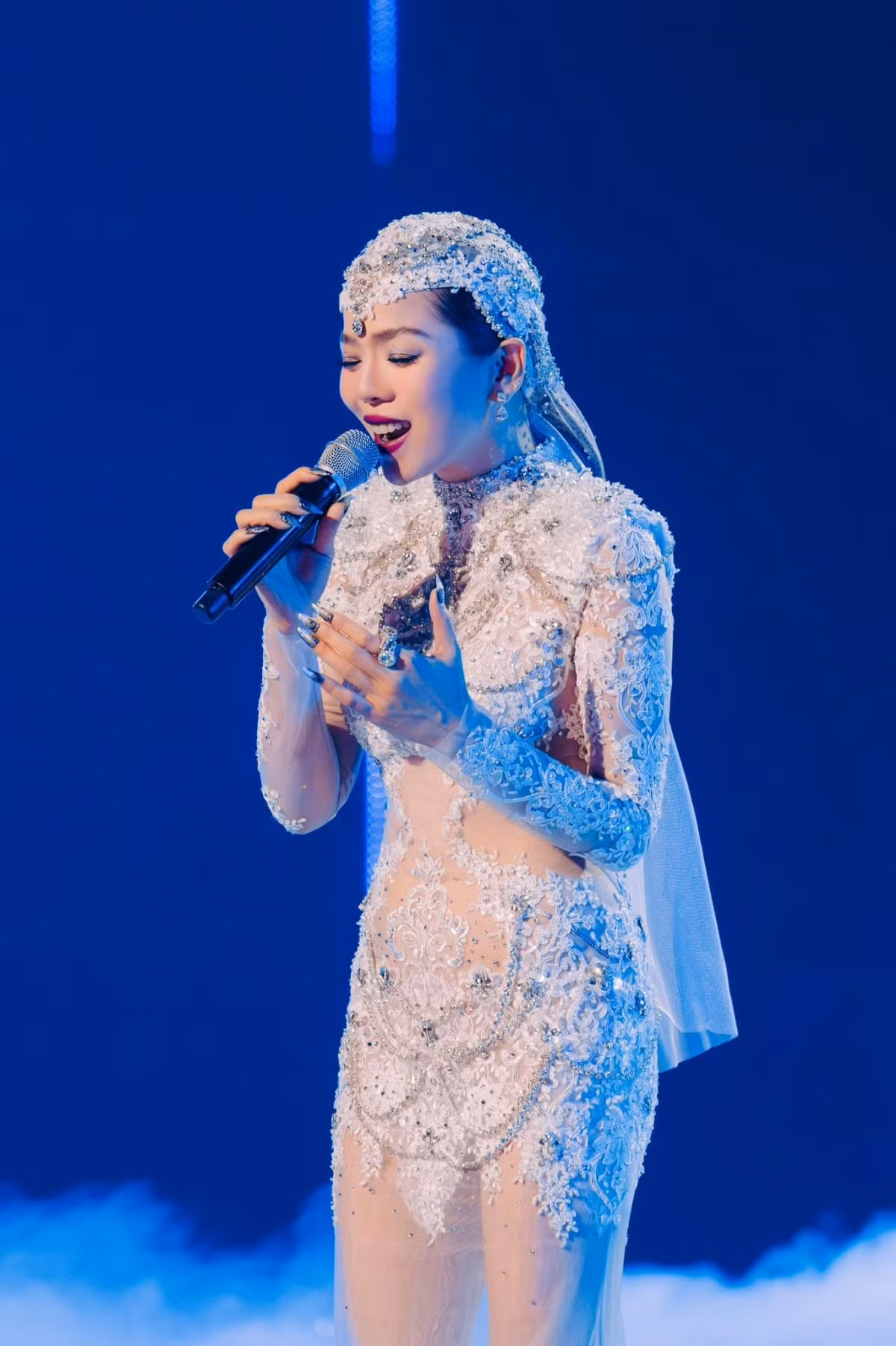 Nguoi dang huong loi nhieu nhat o Chi dep-Hinh-4