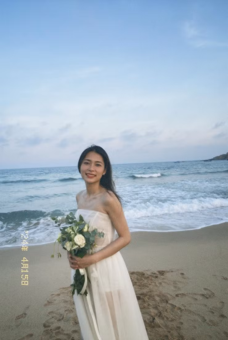 Chon binh yen hoa vang co xanh cho nguoi muon chua lanh tam hon-Hinh-5