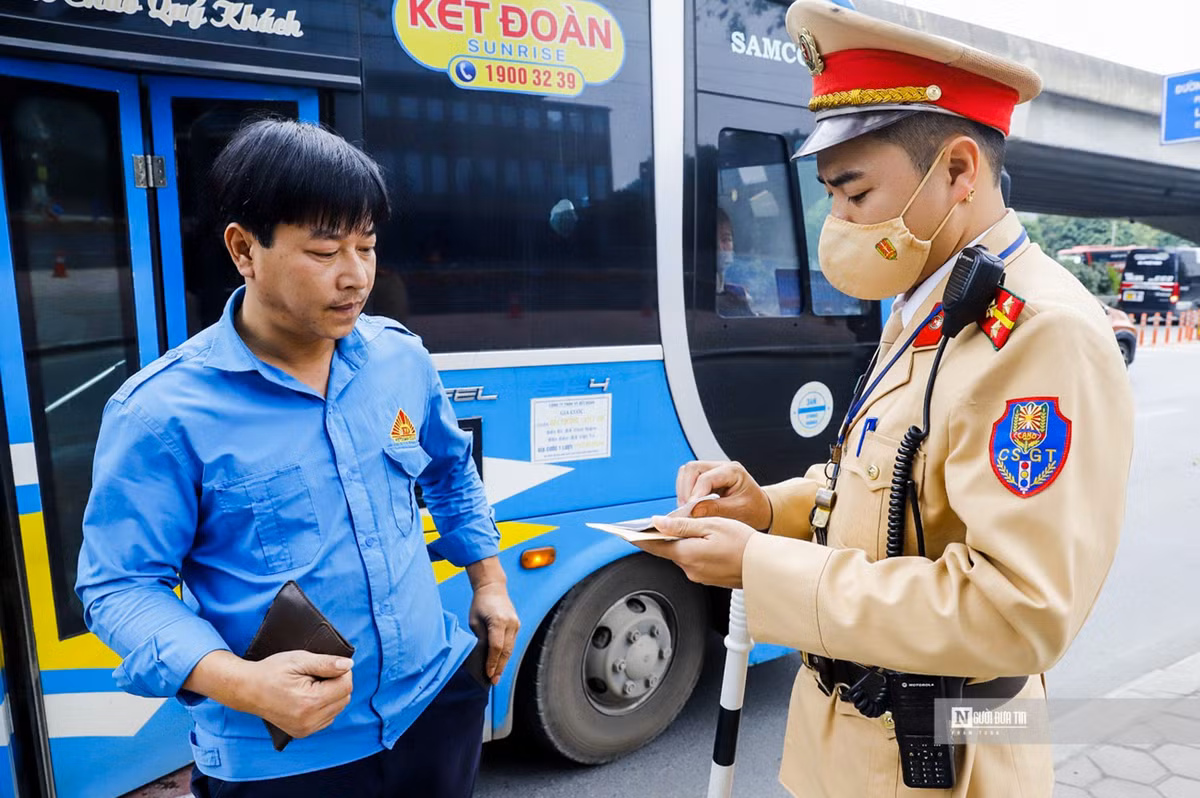 Trong dịp cao điểm này, lực lượng CSGT tăng cường quân số tối đa, đảm bảo giao thông. Đồng thời xử lý nghiêm các trường hợp vi phạm.
