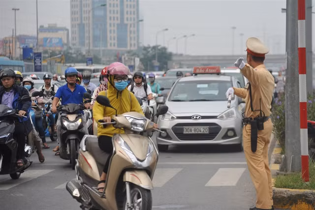 Ha Noi: Han che un tac giao thong keo dai qua 30 phut nam 2024
