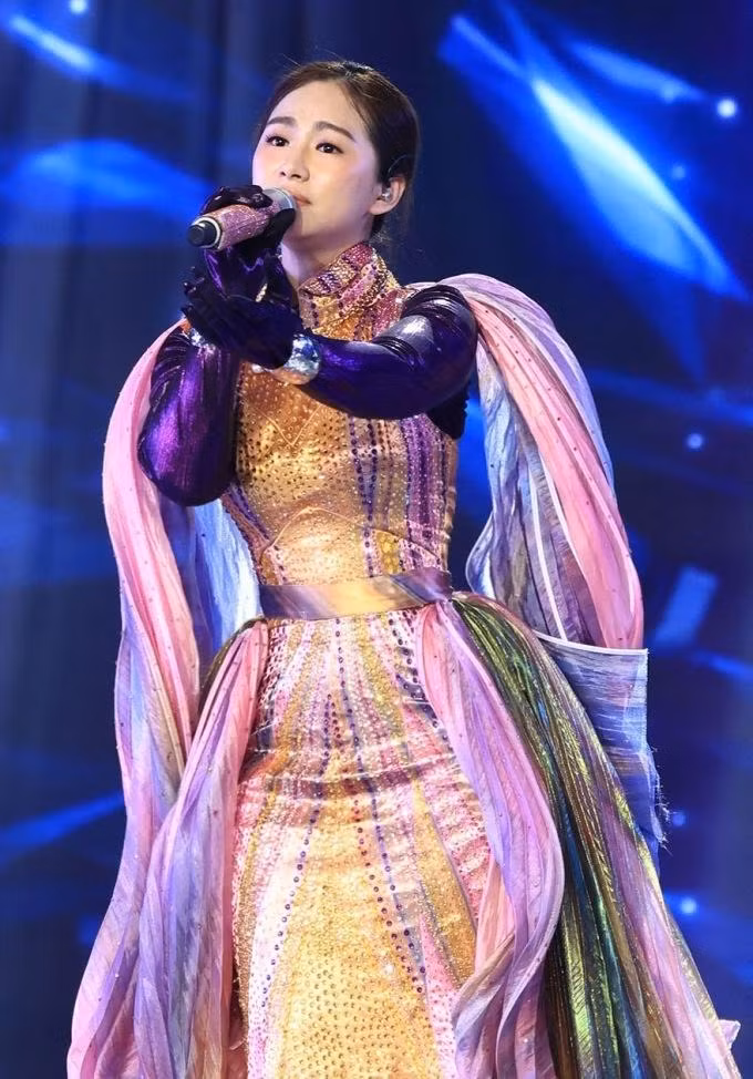 Doi tu trai nguoc cua thanh vien nhom H.A.T-Hinh-4