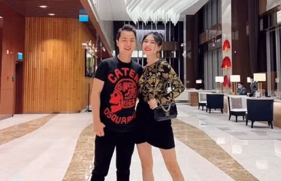 Dang Khoi va ba xa 