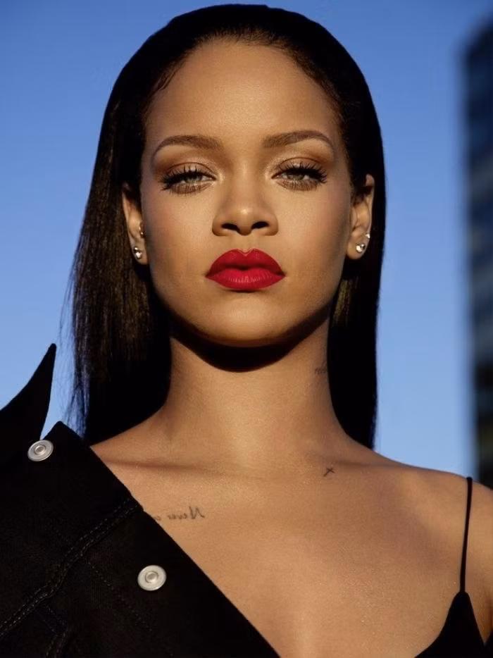 Rihanna nhan cat-xe khong lo khi hat o dam cuoi con trai ty phu-Hinh-3