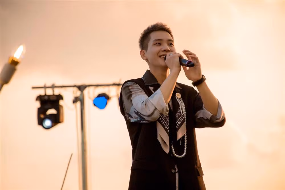 Ro tin don Hoa hau Tieu Vy hen ho ca si Quan A.P-Hinh-8