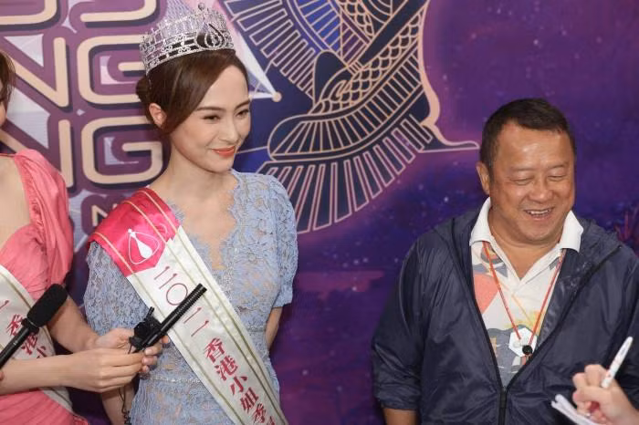 Dung nhan A hau goc Viet nghi duoc 