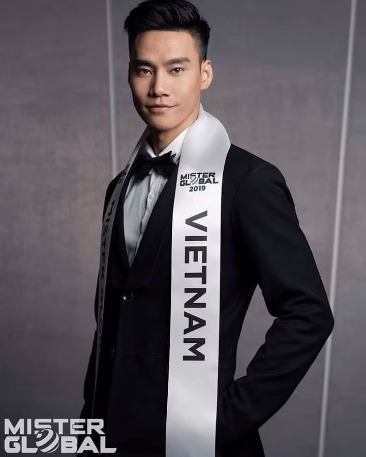 Đại diện Việt Nam tại Mister Global 2019 là Nguyễn Hùng Cường. Anh lọt top 16 chung cuộc kèm giải phụ "Thí sinh được yêu thích nhất qua mạng". Hoạt động âm nhạc và người mẫu trước đó, đạt được một số giải thưởng liên quan đến cả 2 lĩnh vực trên, tuy nhiên sau Mister Global, Hùng Cường vẫn là cái tên mới mẻ với nhiều khán giả.