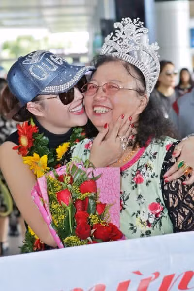 Phi Thanh Van xot xa me ruot qua doi nhung khong the o ben-Hinh-2