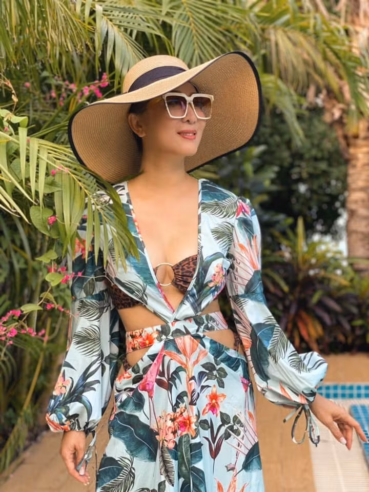  Kỳ Duyên tự nhận đẹp "xuyên qua cành lá".