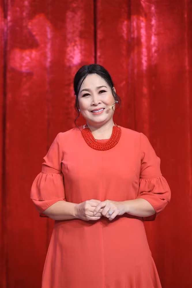 NSND Hồng Vân.