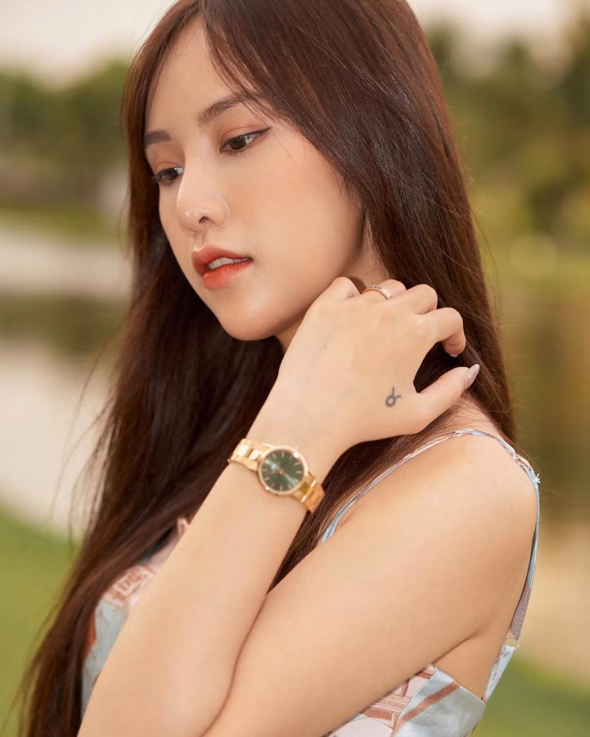 Hiện tại con gái nghệ sĩ Trần Nhượng đang là người mẫu kiêm diễn viên tự do. Một mình Nam tiến nhưng Anh Phương luôn nỗ lực để dần được ghi nhận trong nghề.