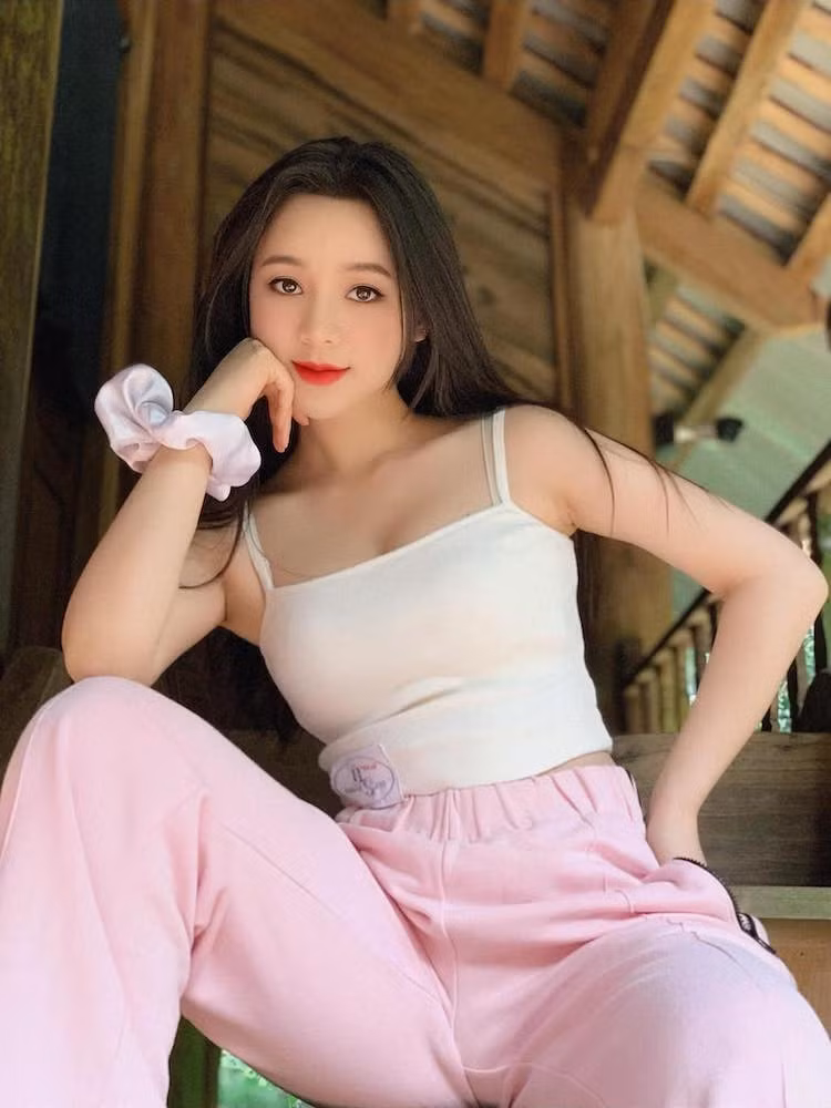 Nữ diễn viên hiện gây sốt với vai Ngọc trong "Hướng dương ngược nắng".
