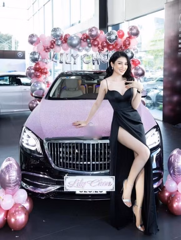 Dong thai cua Lily Chen giua nghi van 