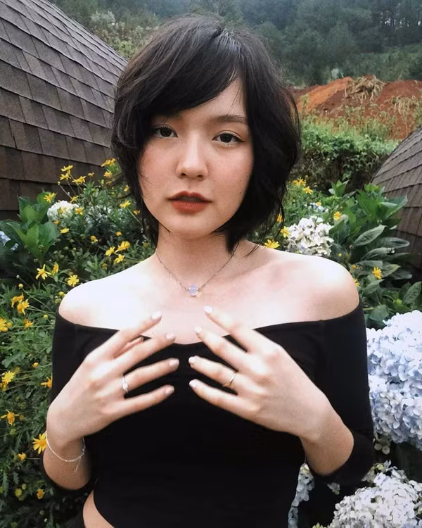 Kể từ ngày gia nhập công ty của Sơn Tùng, không thể phủ nhận Hải Tú thần thái, xinh hơn hẳn.